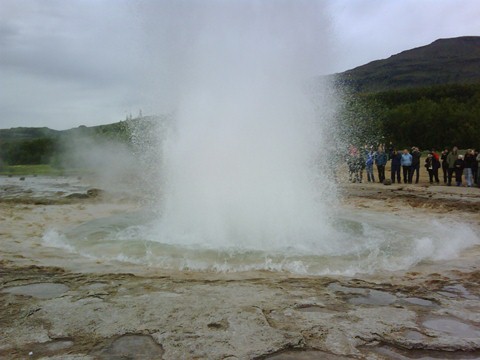 Geyser attivo a Geysir