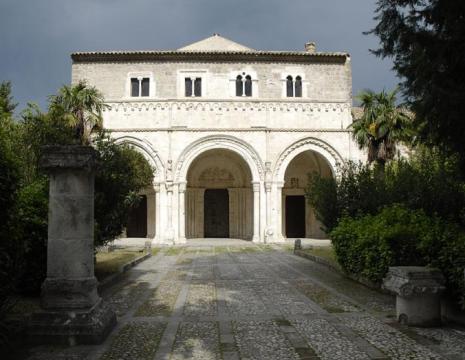 San Clemente a Casauria