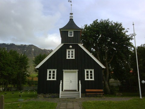 Chiesa a Munkaver